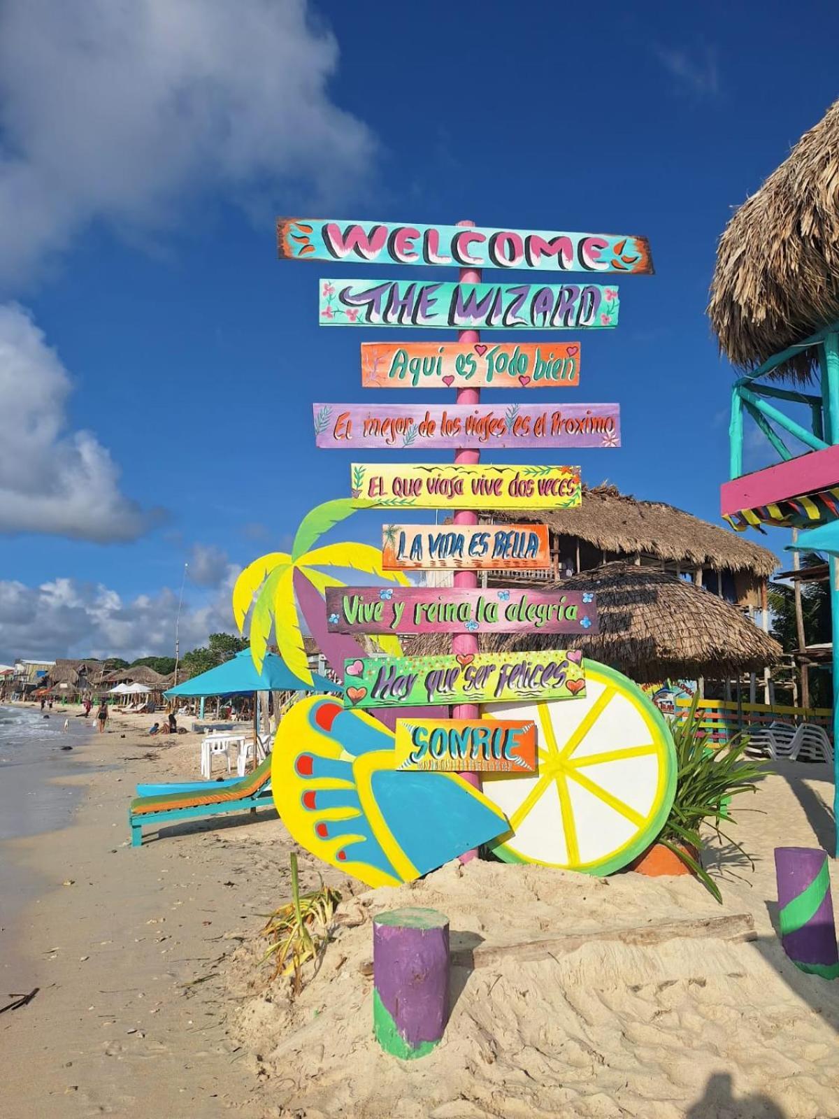 Hotel The Wizard & Bar Baru Playa Blanca Exterior foto